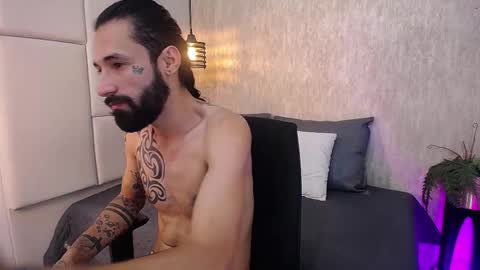 Hisoka online show from March 7, 7:44 pm