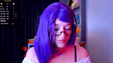 Snapshot of hisoka__akerley chatting on November 8, 6:18 pm Ella online show from November 8, 6:18 pm