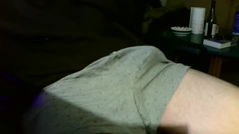 Snapshot of hlavoe33 chatting on November 16, 2:50 am Hlavoe online show from November 16, 2:50 am