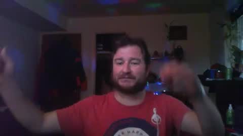 Snapshot of hobbes80 chatting on December 16, 7:43 pm hobbes80 online show from December 16, 7:43 pm