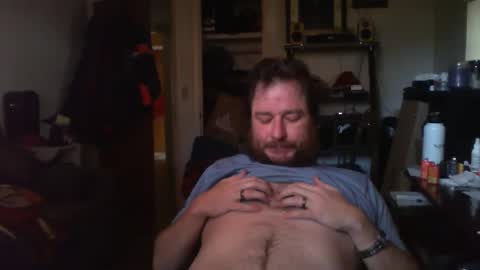 Snapshot of hobbes80 chatting on January 8, 8:50 pm hobbes80 online show from January 8, 8:50 pm