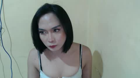 Kim3 online show from April 16, 4:19 pm