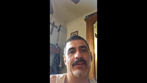 Snapshot of hoglegg99384194 chatting on April 4, 2:25 pm hoglegg99384194 online show from April 4, 2:25 pm