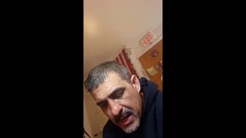 Snapshot of hoglegg99384194 chatting on April 5, 5:04 am hoglegg99384194 online show from April 5, 5:04 am