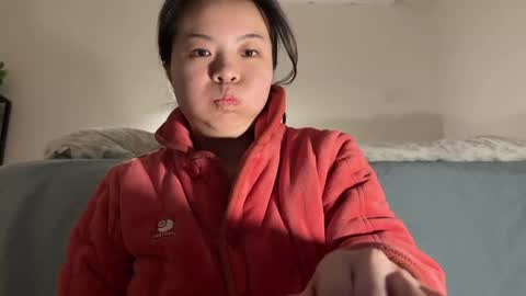 Snapshot of hola_sunflower chatting on January 12, 2:22 pm amy online show from January 12, 2:22 pm