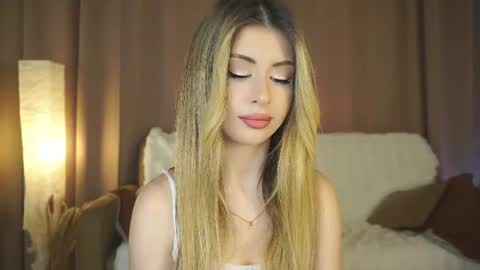 Moni Monica online show from July 1, 8:05 am