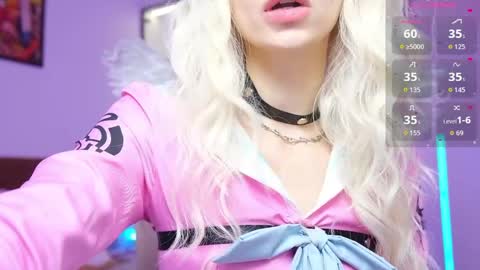 Holli online show from May 29, 1:31 pm