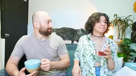 Snapshot of holly_and_honey_69 chatting on September 9, 8:30 pm Holly and Honey online show from September 9, 8:30 pm