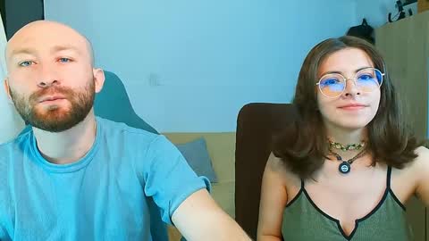Snapshot of holly_and_honey_69 chatting on May 31, 10:33 pm Holly and Honey online show from May 31, 10:33 pm