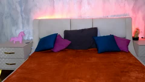 Holly online show from May 21, 12:56 pm