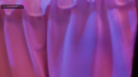 Snapshot of holly_molly_69 chatting on July 19, 3:10 am Molly online show from July 19, 3:10 am