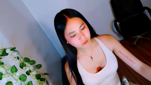 Snapshot of hollyclarita chatting on November 9, 7:17 am YOUR GODDESS CLARITA online show from November 9, 7:17 am