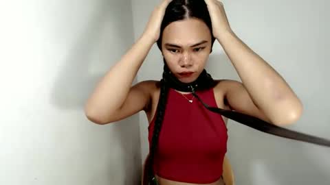 Snapshot of hollyhalo chatting on November 14, 10:58 am hollyhalo online show from November 14, 10:58 am
