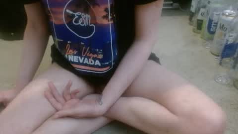 Holly Hawkes online show from April 14, 12:49 am