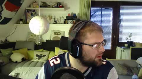 Snapshot of holy_bugman chatting on October 18, 9:21 am Holy Bugman online show from October 18, 9:21 am