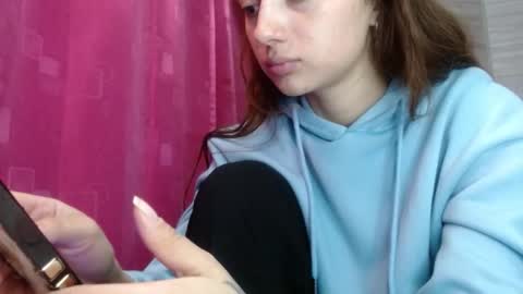 Juli online show from February 28, 4:02 am