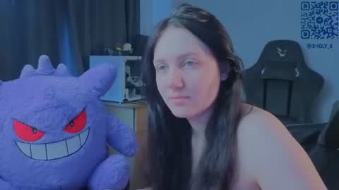 Snapshot of holy_kveta chatting on June 25, 5:12 am Kviki online show from June 25, 5:12 am