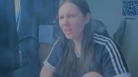 Snapshot of holy_kveta chatting on July 12, 2:46 am Kviki online show from July 12, 2:46 am