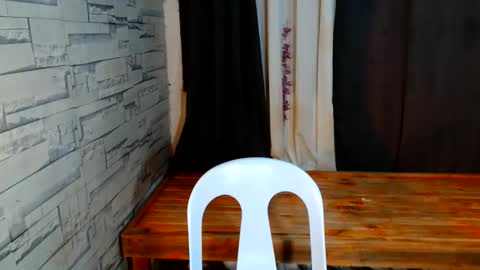 shiela online show from May 10, 9:31 pm