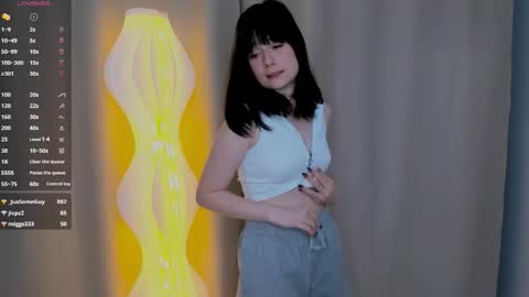 May online show from September 24, 7:28 pm