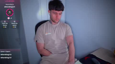 Snapshot of honestandrew chatting on March 20, 7:13 am Andrew online show from March 20, 7:13 am