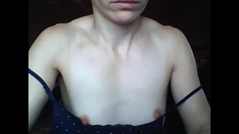 Snapshot of honey0bunny35 chatting on January 12, 8:46 am honey0bunny35 online show from January 12, 8:46 am