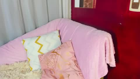 Snapshot of honey__monroe chatting on July 31, 3:50 am honey monroe online show from July 31, 3:50 am