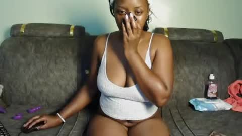 honey_caddy online show from July 25, 3:53 pm
