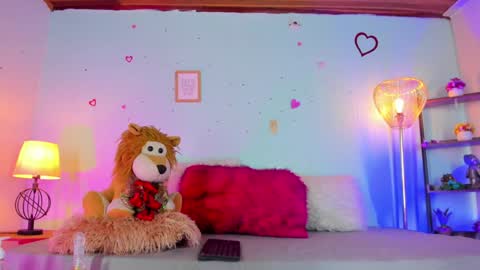 Snapshot of honey_fox01 chatting on December 29, 3:13 pm HONEY online show from December 29, 3:13 pm