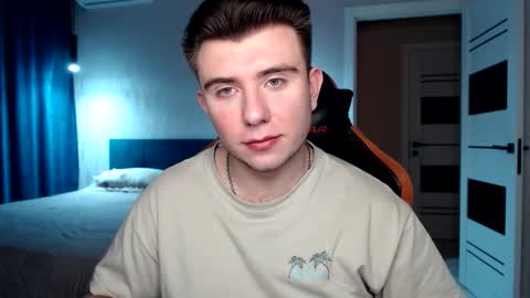 Wolfy online show from December 14, 10:25 pm