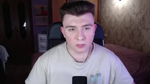 Wolfy online show from April 14, 3:40 pm