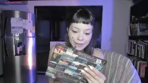 Snapshot of honey_hoe chatting on July 6, 1:24 am Lau online show from July 6, 1:24 am