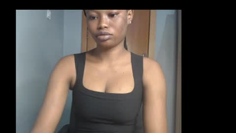 Sonia online show from March 22, 1:36 pm