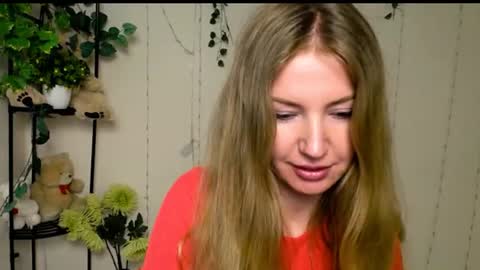 Lily online show from July 11, 6:49 am
