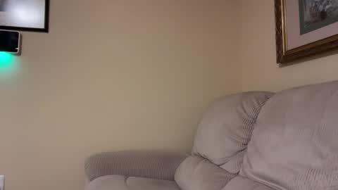 honey_man14 online show from February 10, 4:16 am