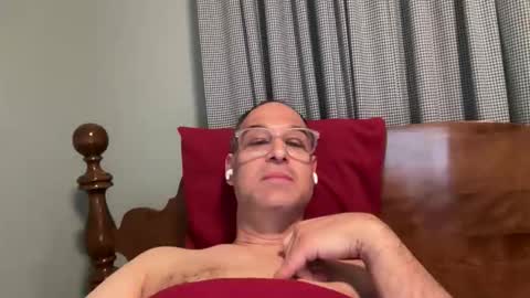 honey_man14 online show from May 19, 2:51 am