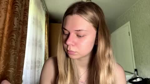 Klara online show from May 29, 9:07 am