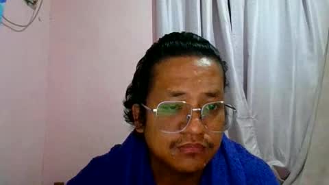 Snapshot of honeybee_xq chatting on May 31, 2:24 pm Honeybee online show from May 31, 2:24 pm