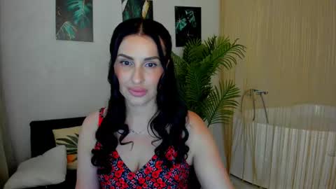 Jacqueline online show from July 4, 11:27 am