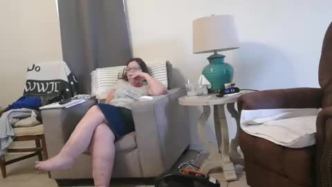 Honey online show from January 11, 7:05 pm