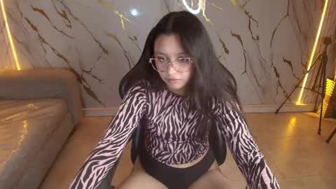 honeydoll_tf online show from May 12, 1:30 pm