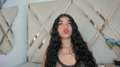 honeyht online show from May 28, 12:57 pm