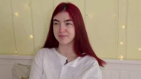 Snapshot of honeykadakia chatting on June 25, 8:19 am Jane online show from June 25, 8:19 am