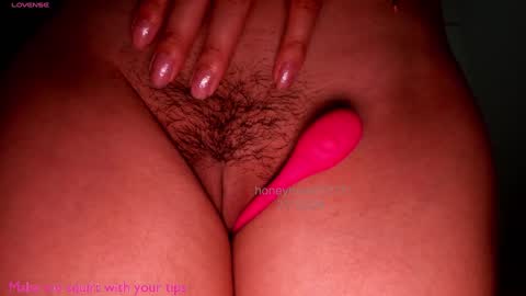 Snapshot of honeymoon1212 chatting on December 28, 12:47 am Mila K online show from December 28, 12:47 am