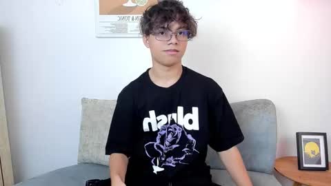 honeymoon_sariel online show from March 2, 1:40 pm