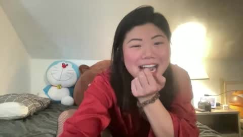 Snapshot of honeysunshineneko chatting on February 12, 3:07 pm HoneySunshineNeko online show from February 12, 3:07 pm