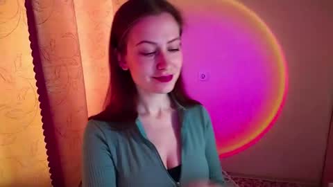 honeyy_bun online show from May 22, 8:21 am