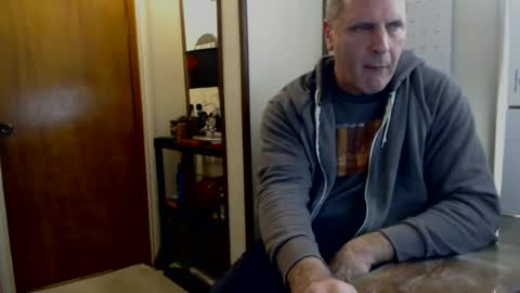 Jayson online show from February 25, 8:41 pm