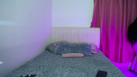 Snapshot of hoot_alicee chatting on June 12, 9:35 pm ONLYFANS online show from June 12, 9:35 pm