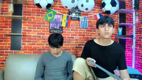 Jake y Troy online show from June 17, 8:21 pm